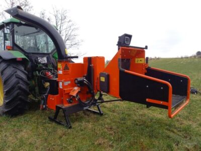 BearCat 9″ flisehugger